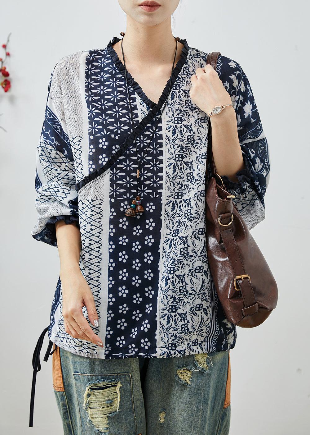 Classic Vintage Blouse with a Flattering Fit
