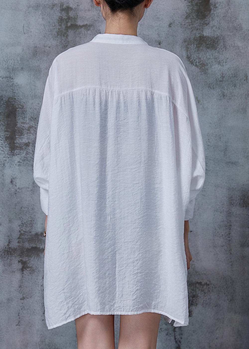 Well Tailored Shirt with a Graceful Silhouette