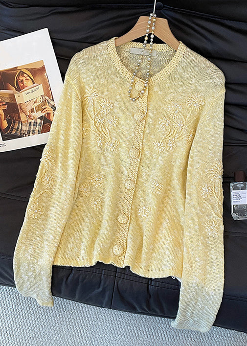 Classic Vintage Cardigan with a Flattering Fit