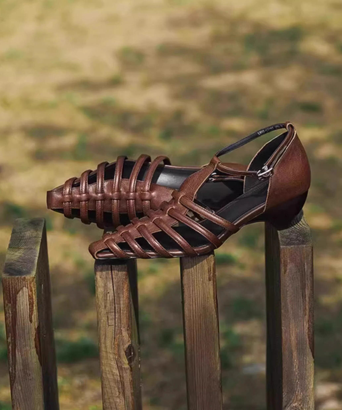 Graceful Orthopedic Sandals for Modern Look