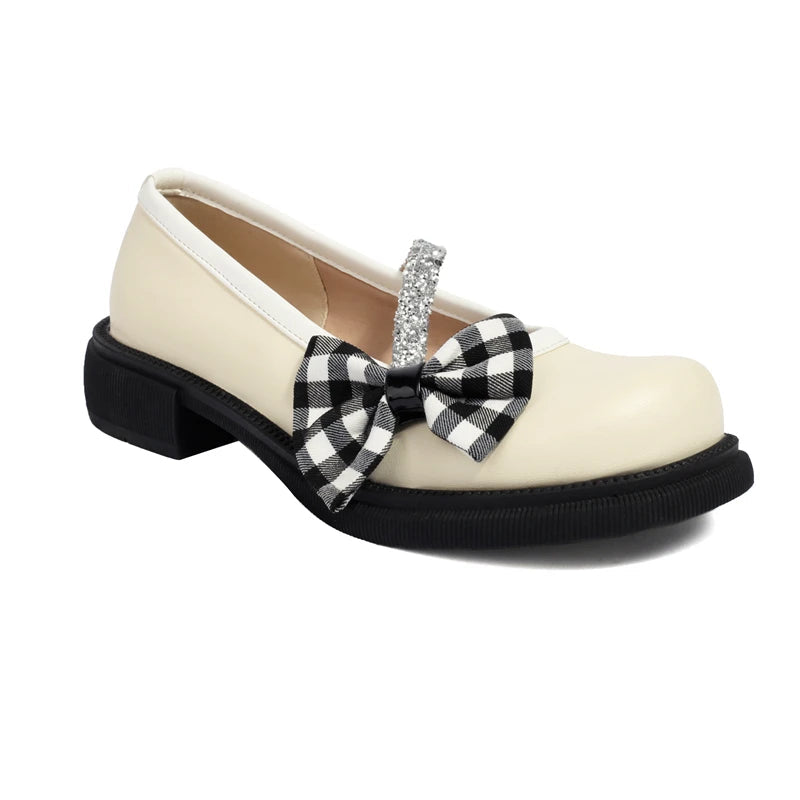 Graceful Orthopedic Loafers for Modern Look