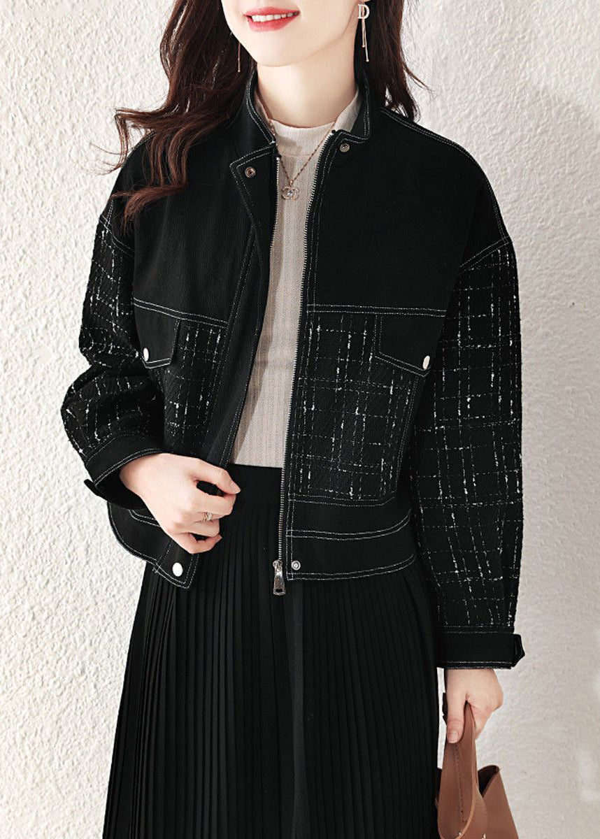 Elegantly Styled Coat for Everyday Wear