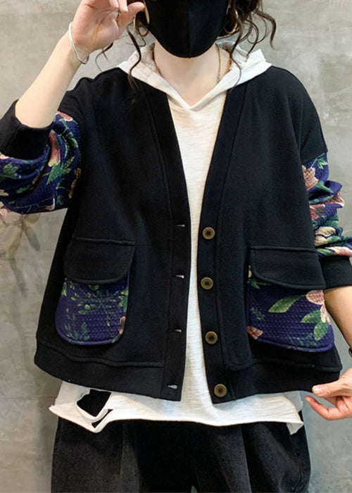Elegantly Styled Coat for Everyday Wear