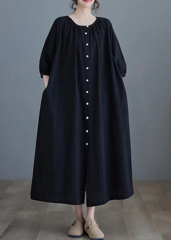 Beautifully Finished Dress in a Timeless Design