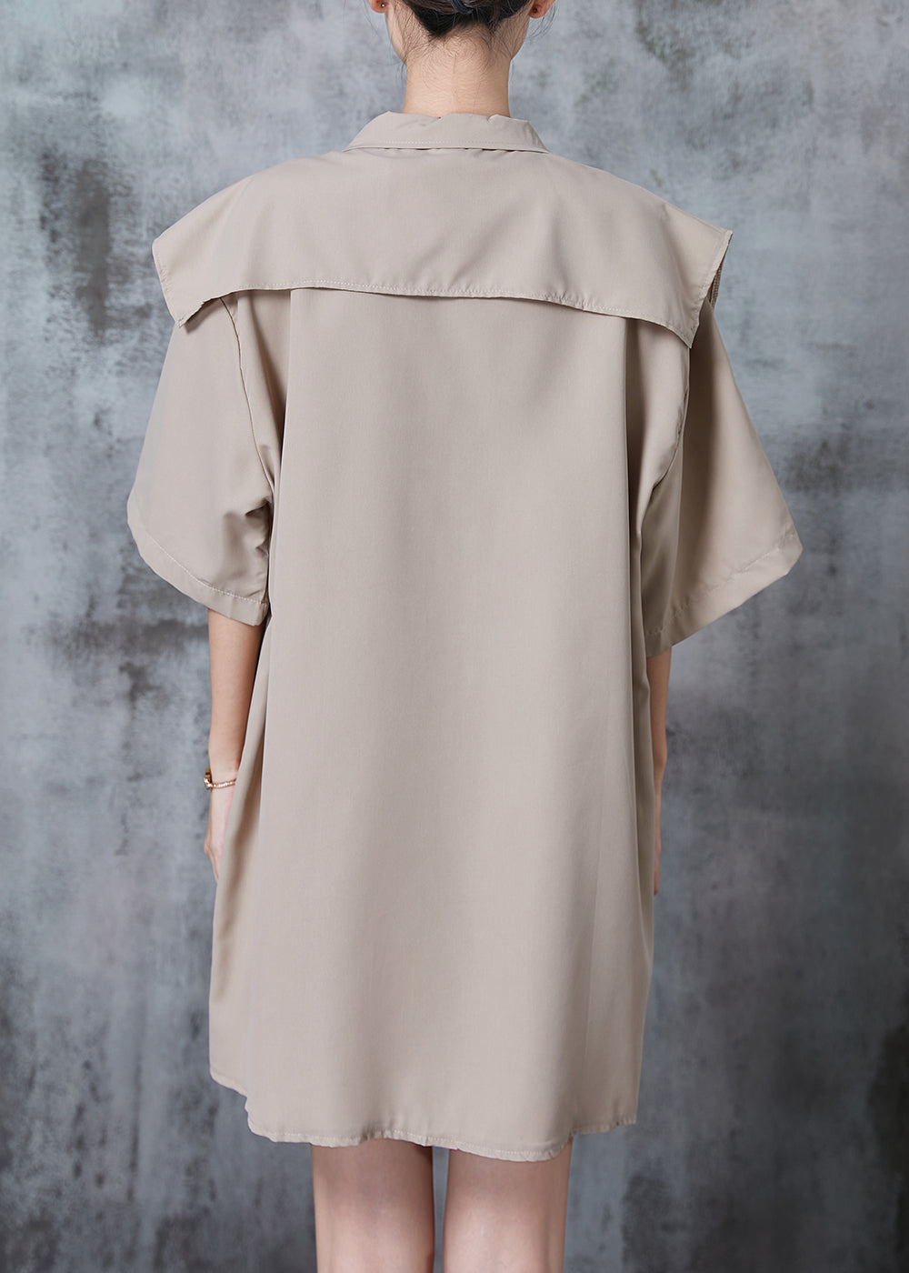 Effortlessly Elegant Shirt with a Timeless Design