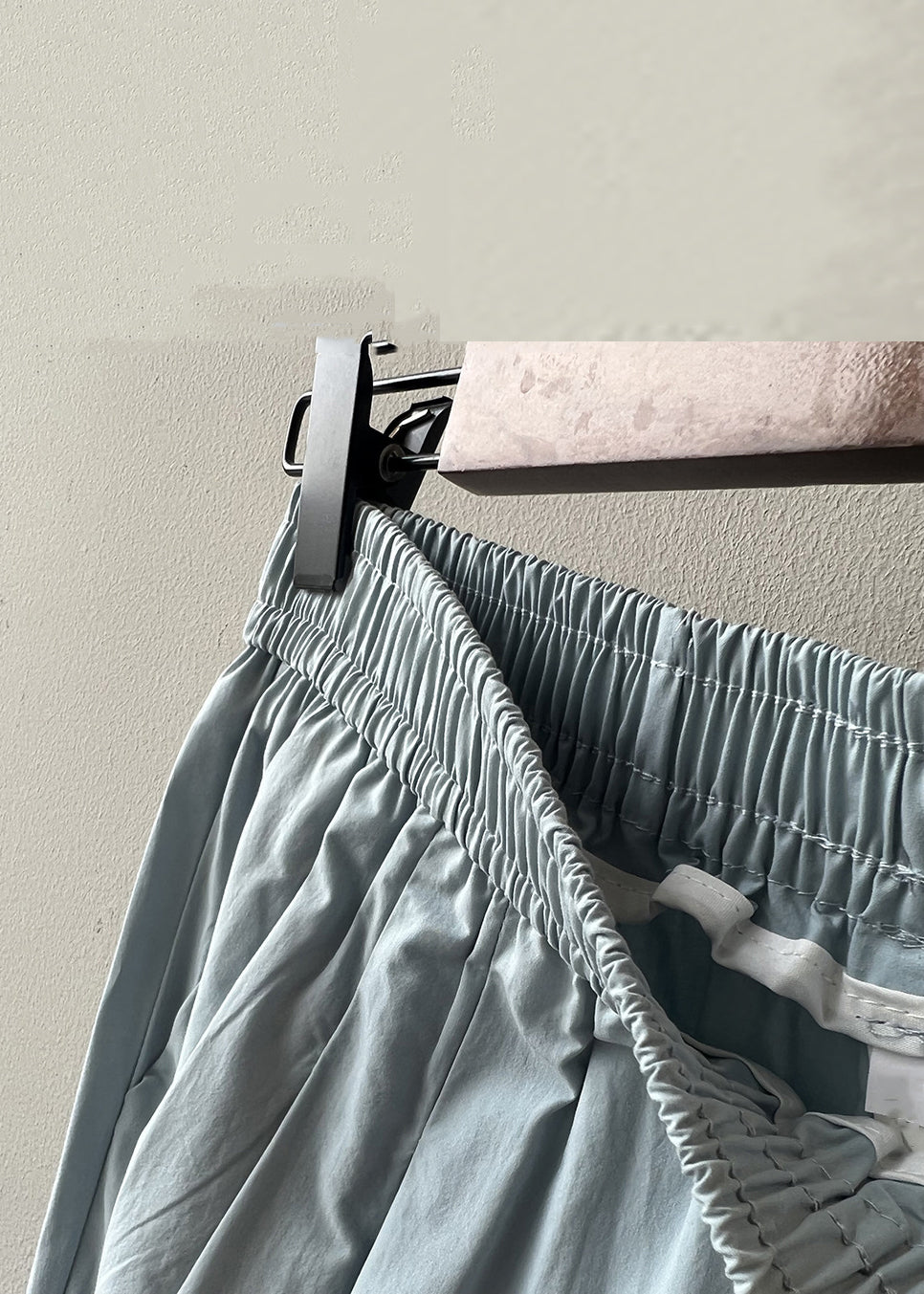 Classic Vintage Pants with a Flattering Fit