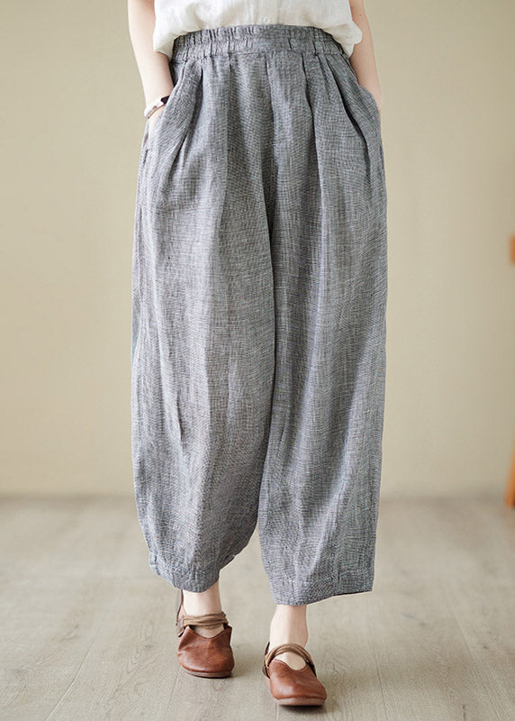 Effortlessly Elegant Pants with a Timeless Design