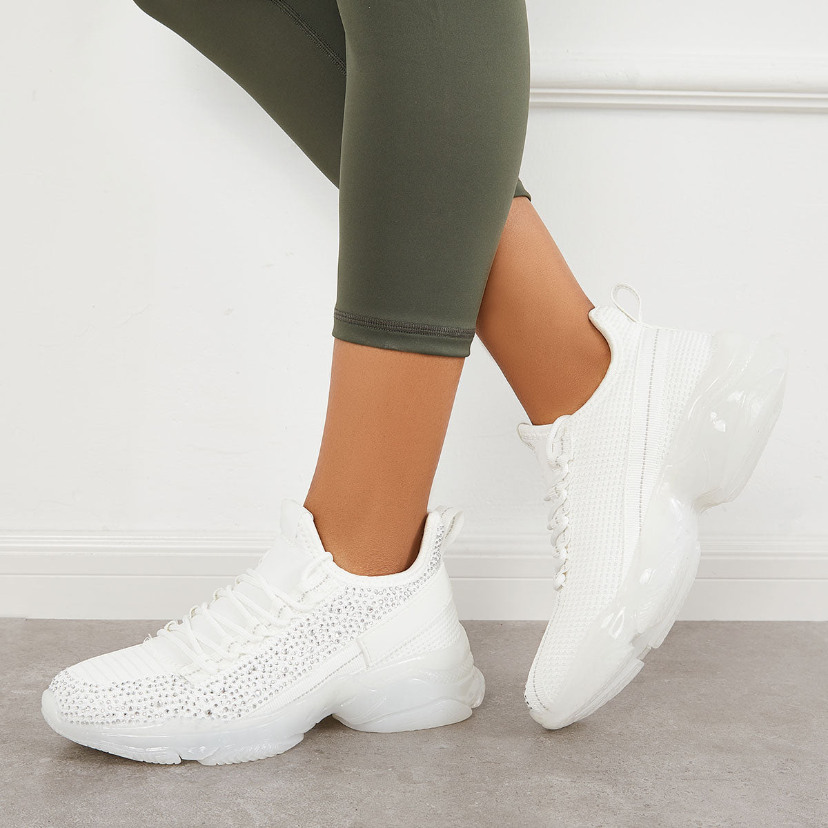 Classic Orthopedic Sneakers with Timeless Style