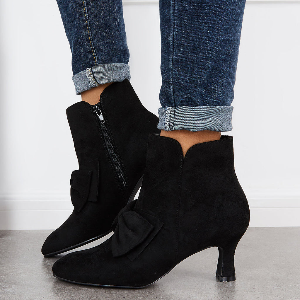 Graceful Orthopedic Boots for Modern Look