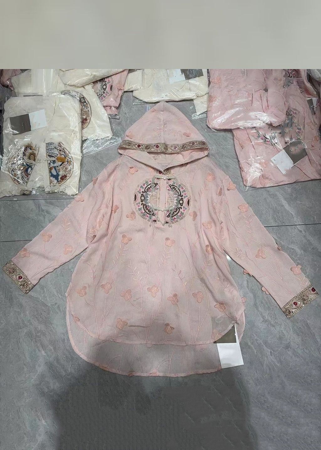 Beautifully Finished Top in a Timeless Design