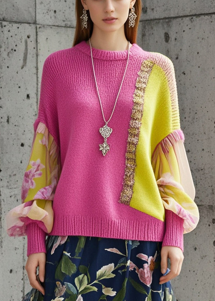 Classic Vintage Sweater with a Flattering Fit
