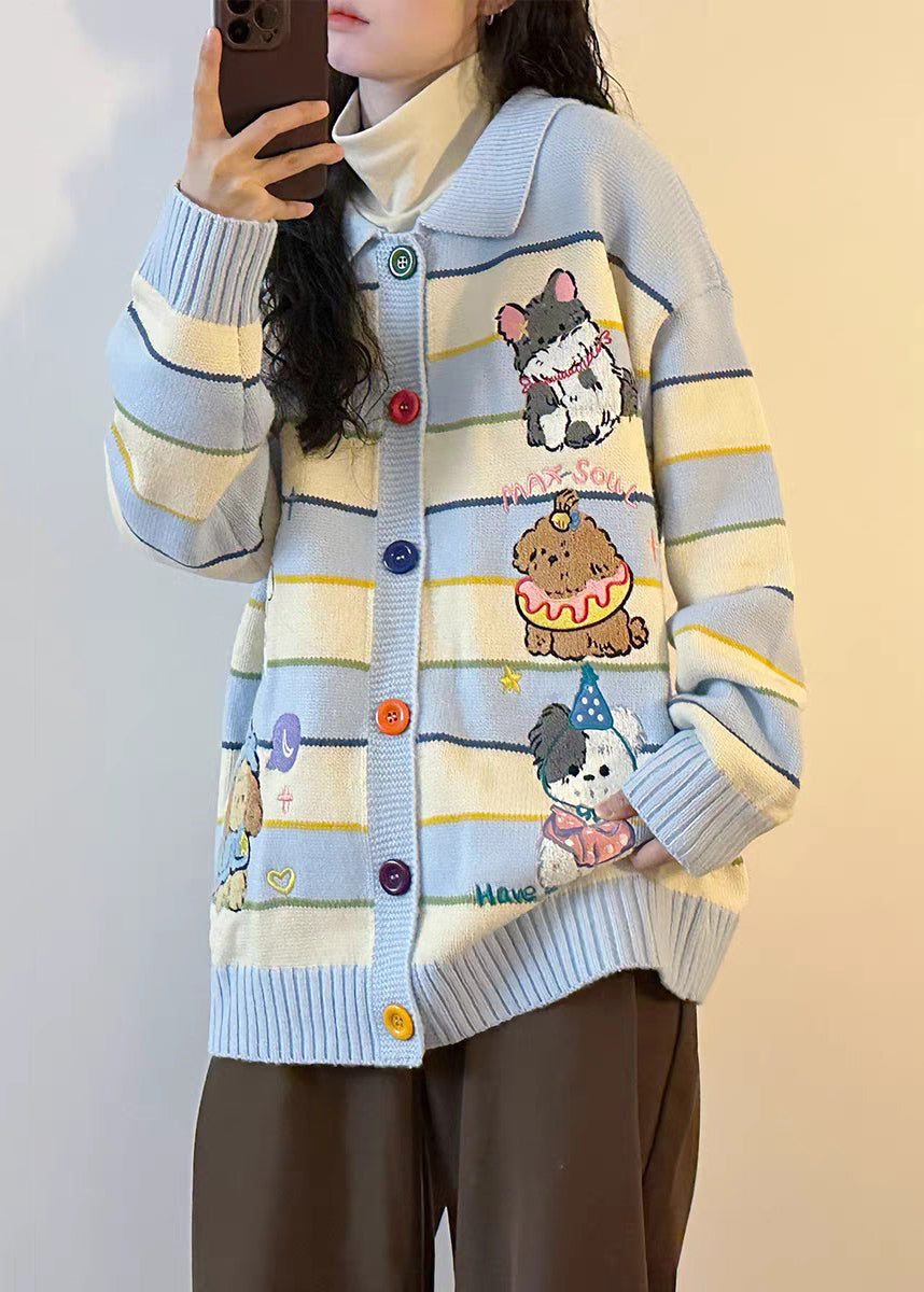 Classic Vintage Coat with a Flattering Fit