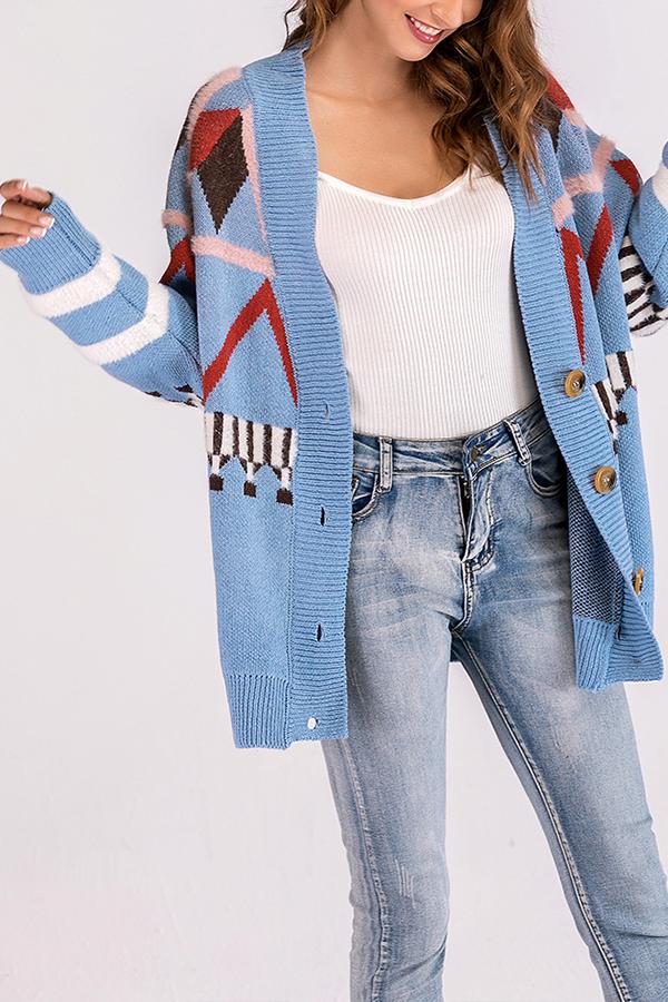 Gracefully Styled Cardigan for Any Occasion