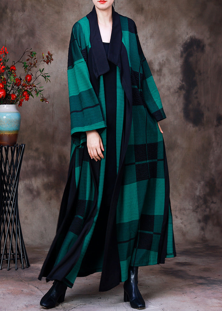 Effortlessly Elegant Coat with a Timeless Design