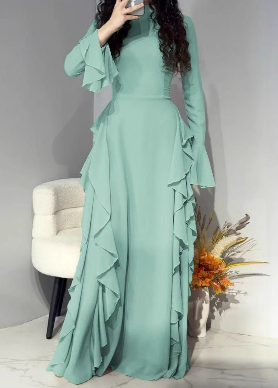 Sophisticated Dress with a Clean Classic Look
