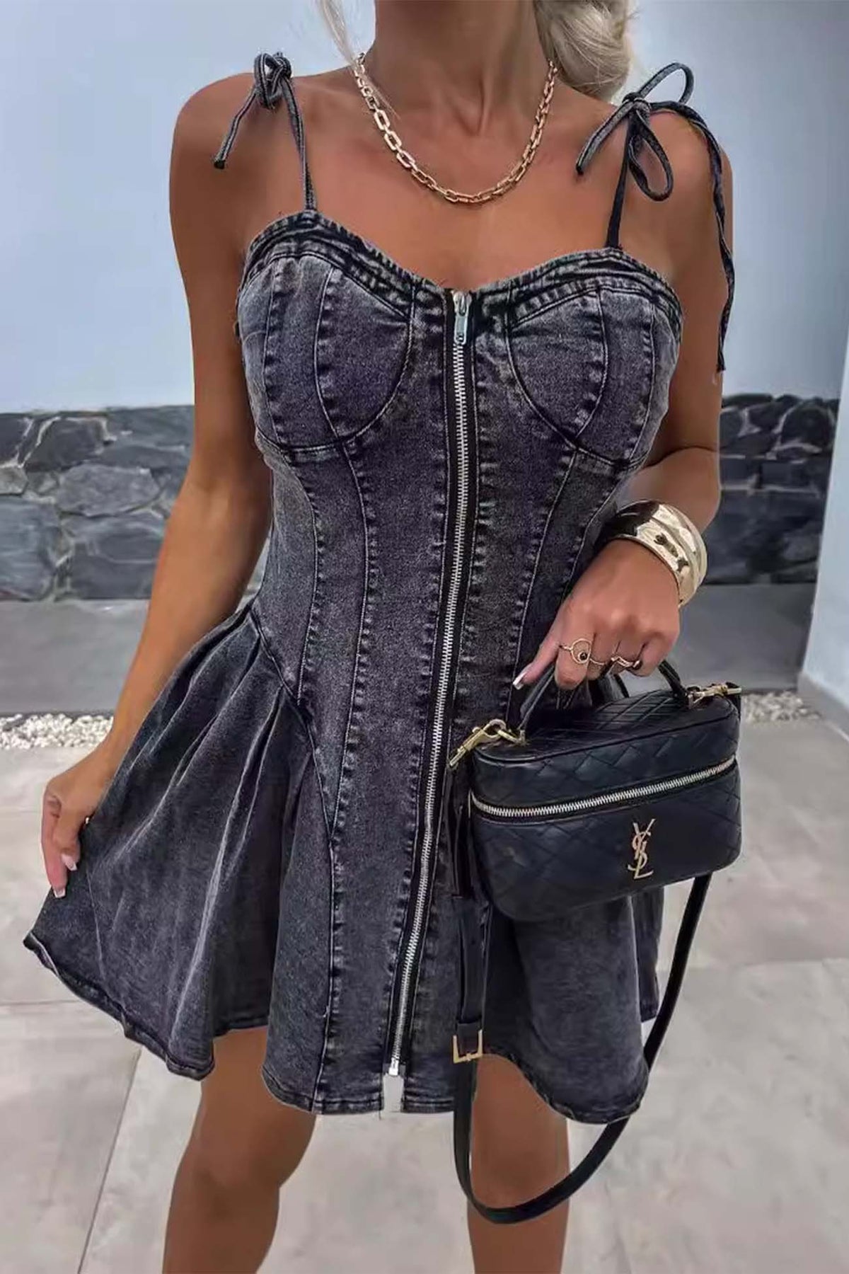 Polished Dress with an Effortless Classic Look