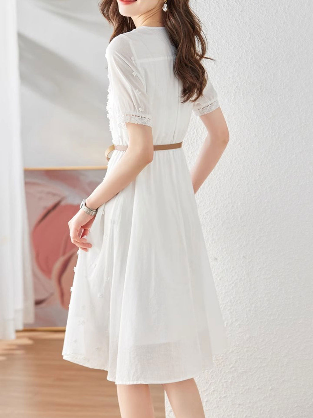 Beautifully Crafted Dress in a Classic Style