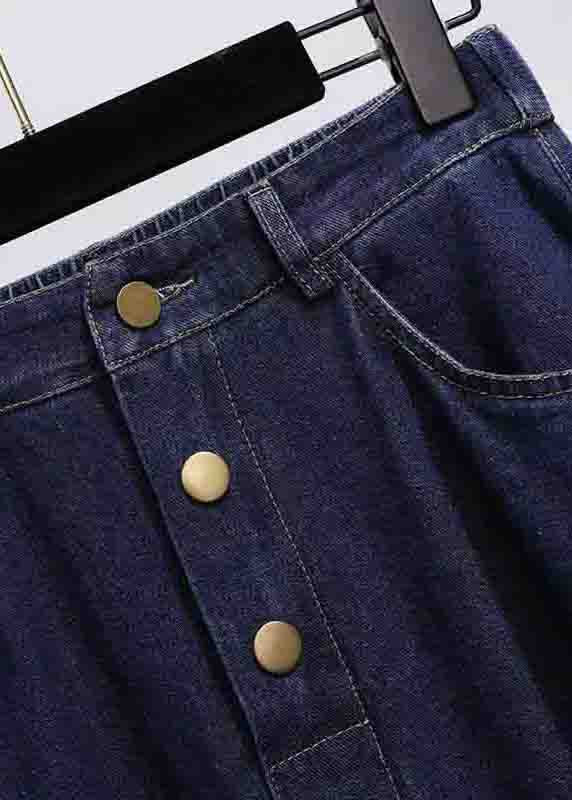 Sophisticated Garment with a Clean Classic Look