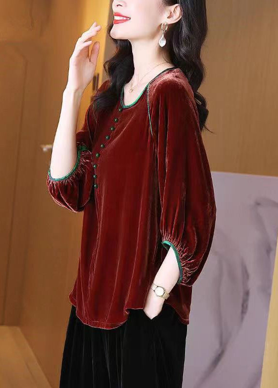 Well Tailored Shirt with a Graceful Silhouette