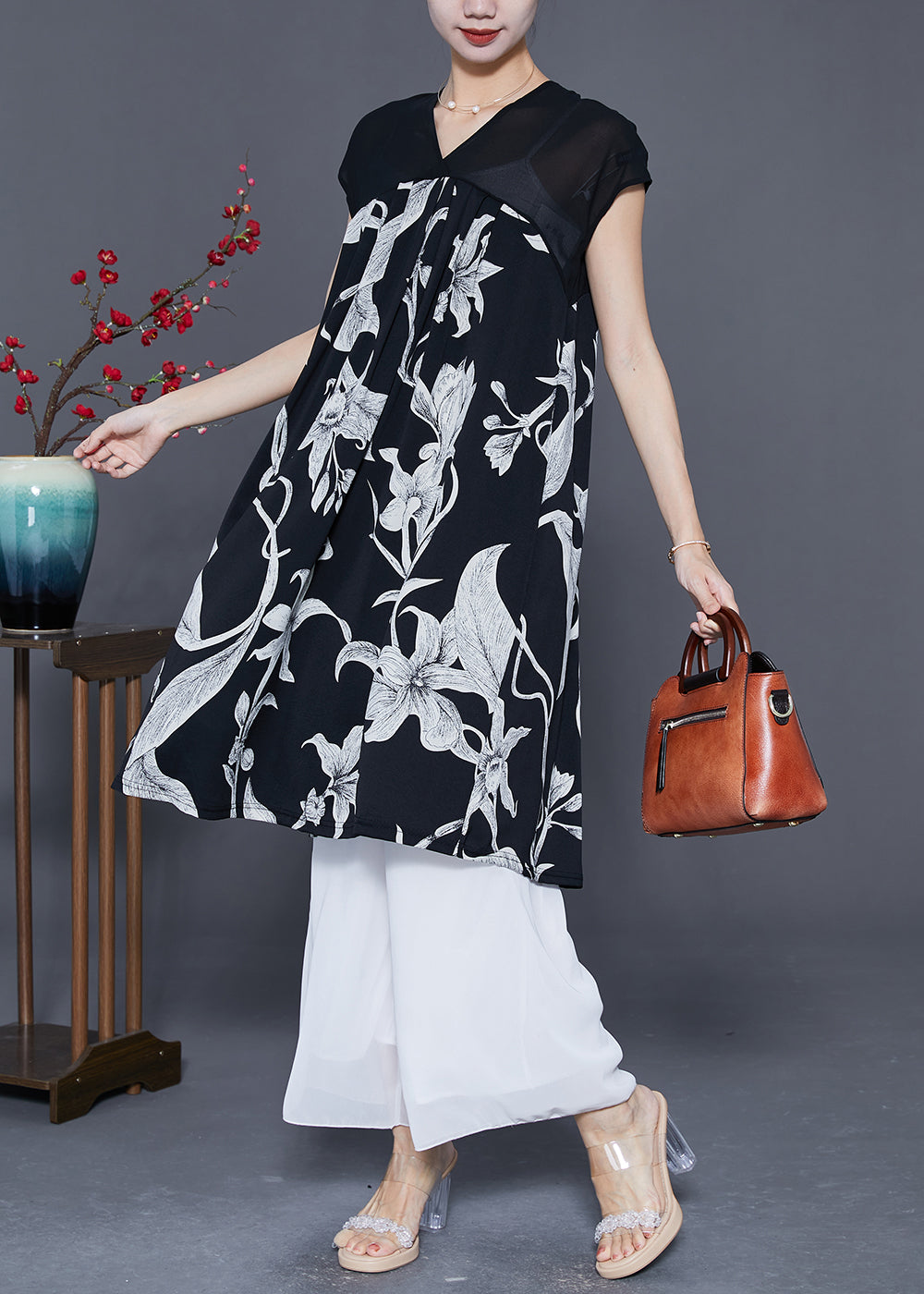 Classic Vintage Dress with a Flattering Fit