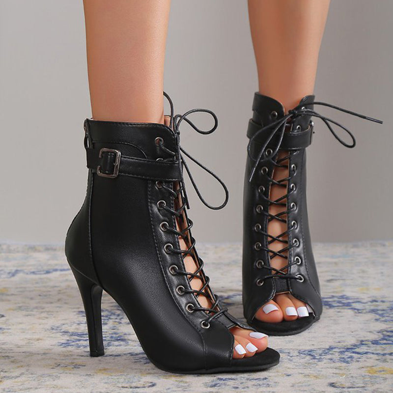 Beautifully Crafted Orthopedic Shoes