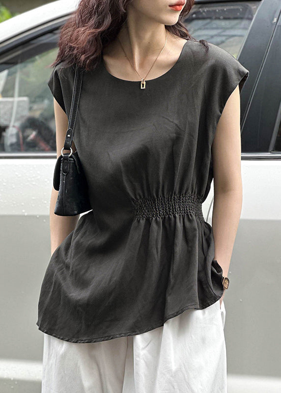 Well Tailored Top with a Graceful Silhouette