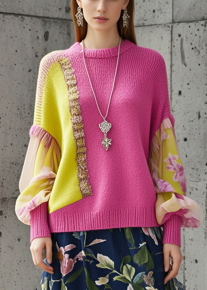 Classic Vintage Sweater with a Flattering Fit