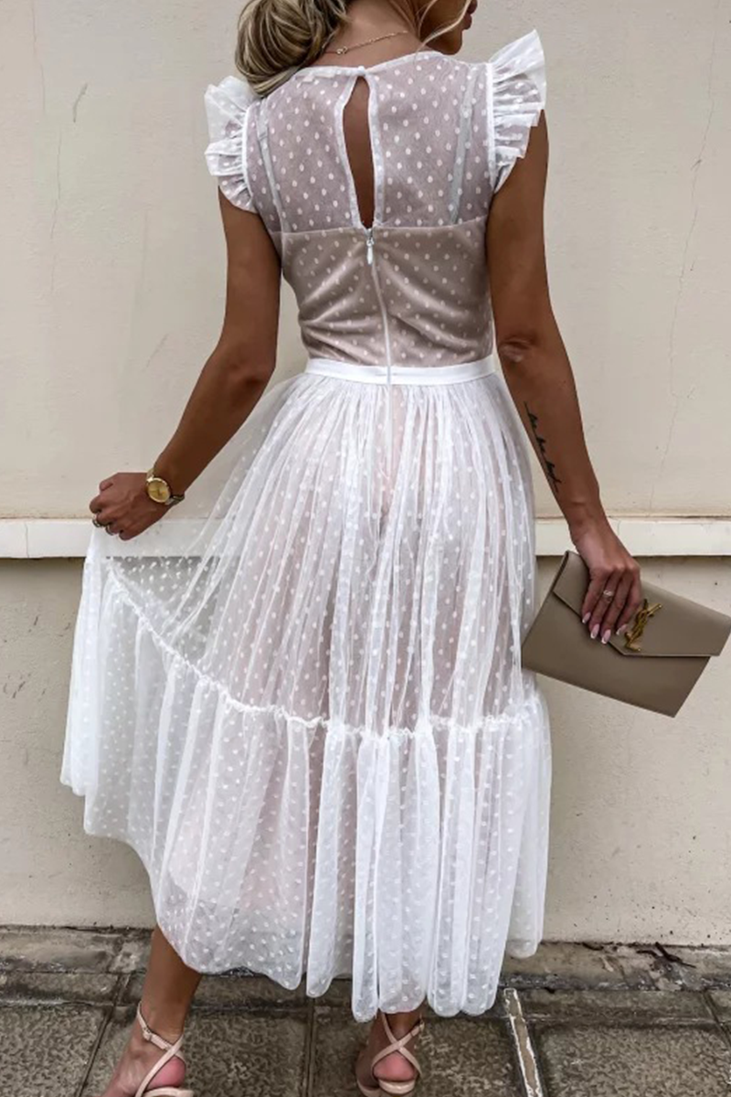 Sophisticated Dress with a Clean Classic Look