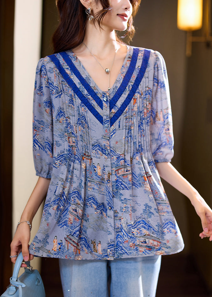 Beautifully Finished Blouse in a Timeless Design