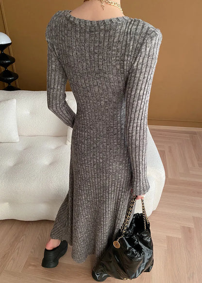 Effortlessly Elegant Sweater with a Timeless Design