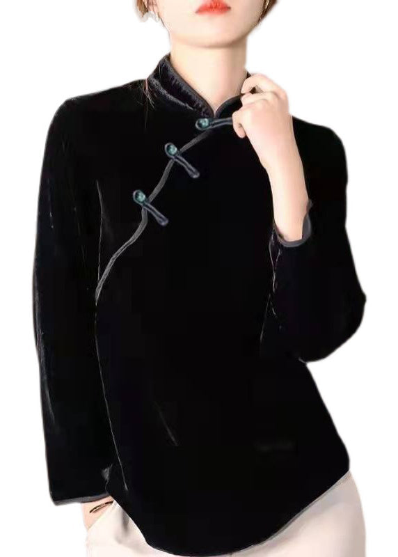 Sophisticated Shirt with a Clean Classic Look