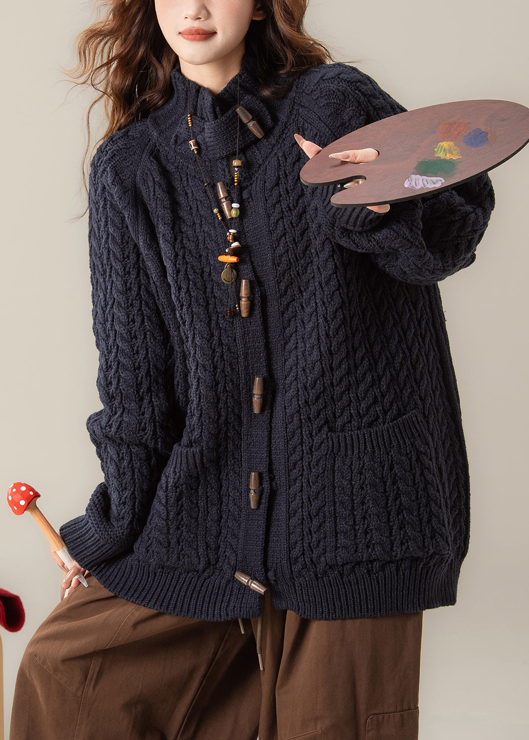 Well Tailored Coat with a Graceful Silhouette