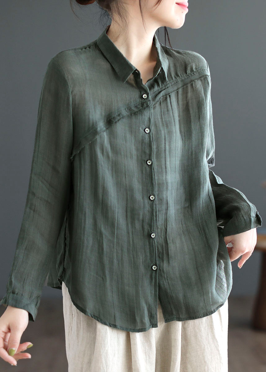 Beautifully Crafted Blouse in a Classic Style