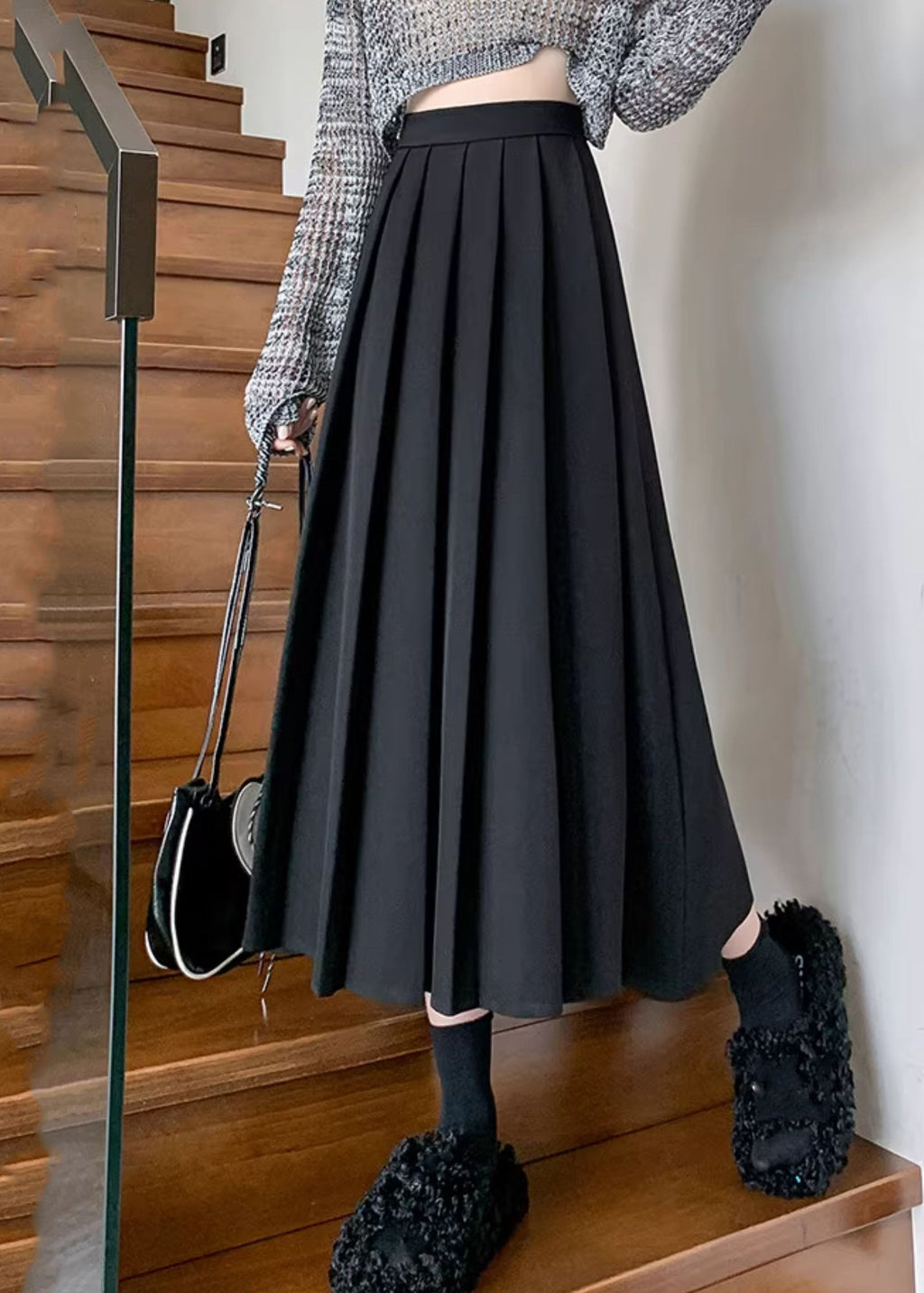Well Tailored Garment with a Graceful Silhouette