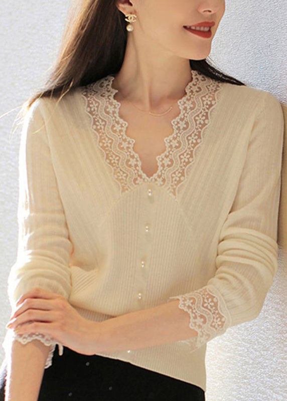Classic Vintage Top with a Flattering Fit