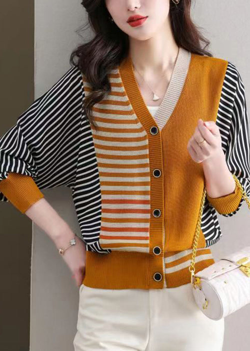 Gracefully Styled Cardigan for Any Occasion