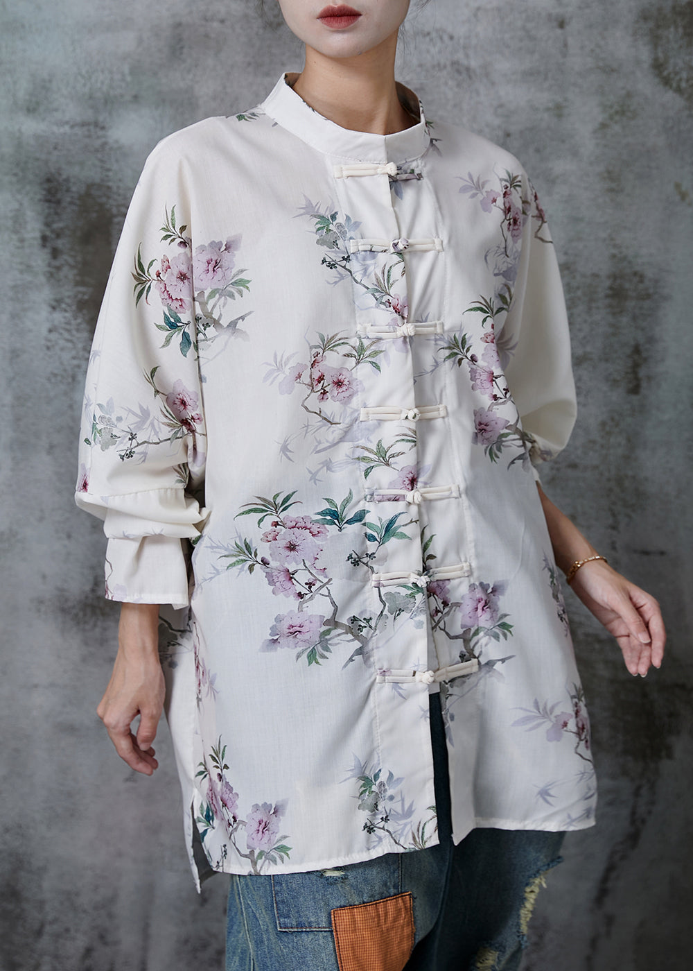 Elegantly Styled Blouse for Everyday Wear