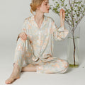 Effortlessly Elegant Cardigan with a Timeless Design