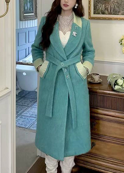 Sophisticated Coat with a Clean Classic Look