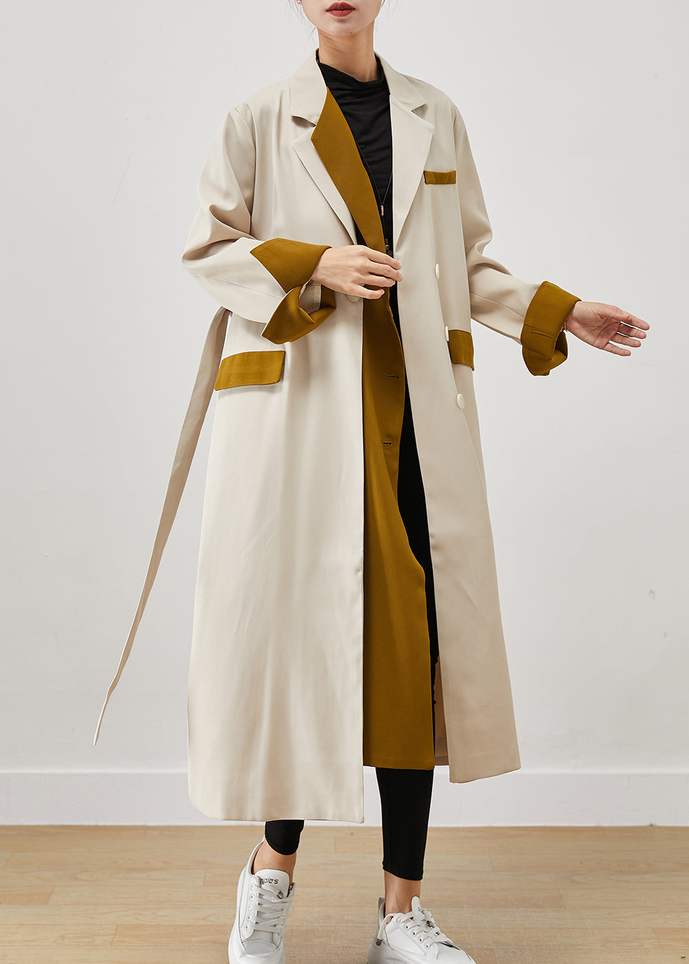 Classic Vintage Coat with a Flattering Fit