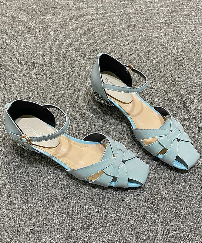 Graceful Orthopedic Sandals for Modern Look
