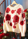 Well Tailored Sweater with a Graceful Silhouette