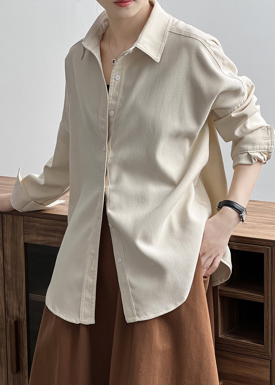 Classic Vintage Shirt with a Flattering Fit