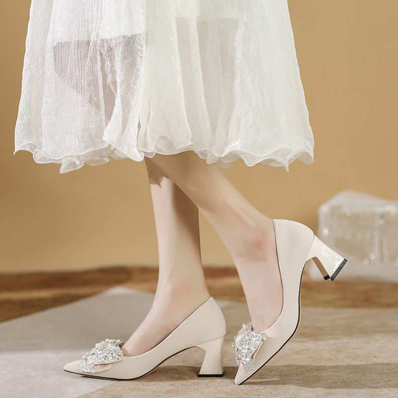Graceful Orthopedic Heels for Modern Look