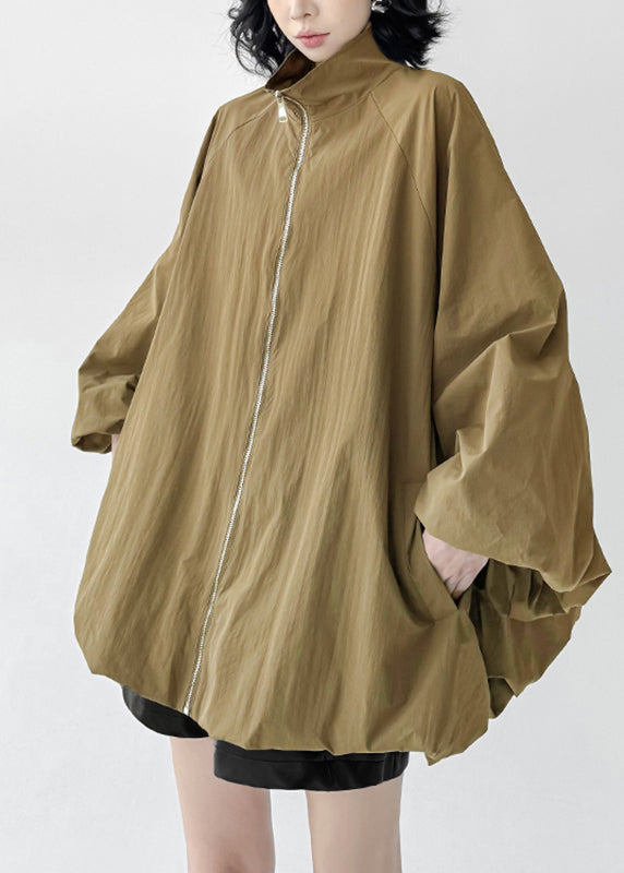Beautifully Finished Coat in a Timeless Design