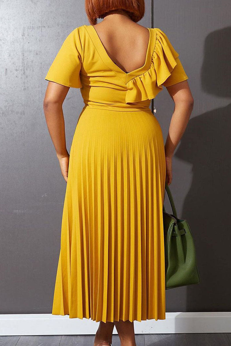 Gracefully Styled Dress for Any Occasion