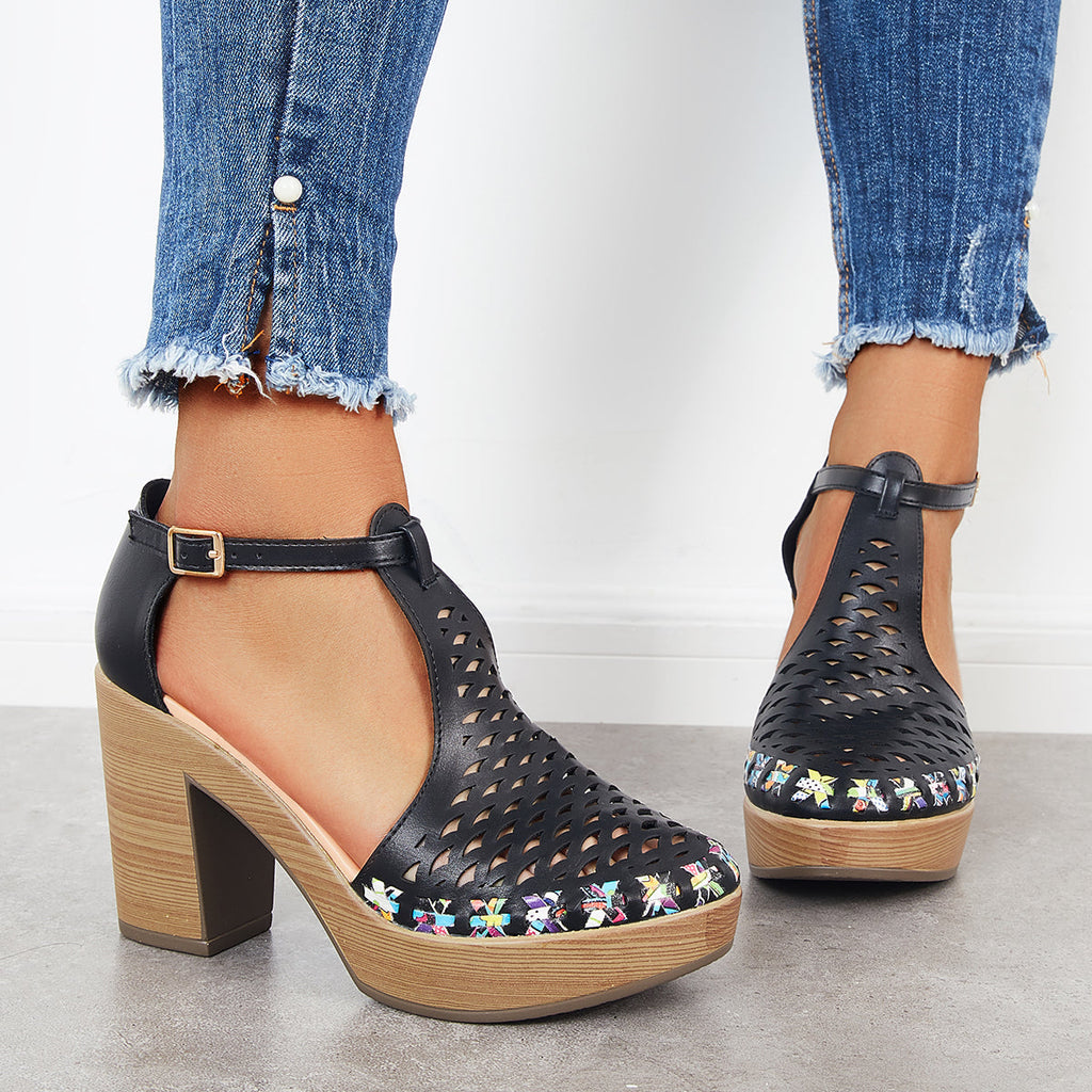 Classic Orthopedic Sandals with Timeless Style