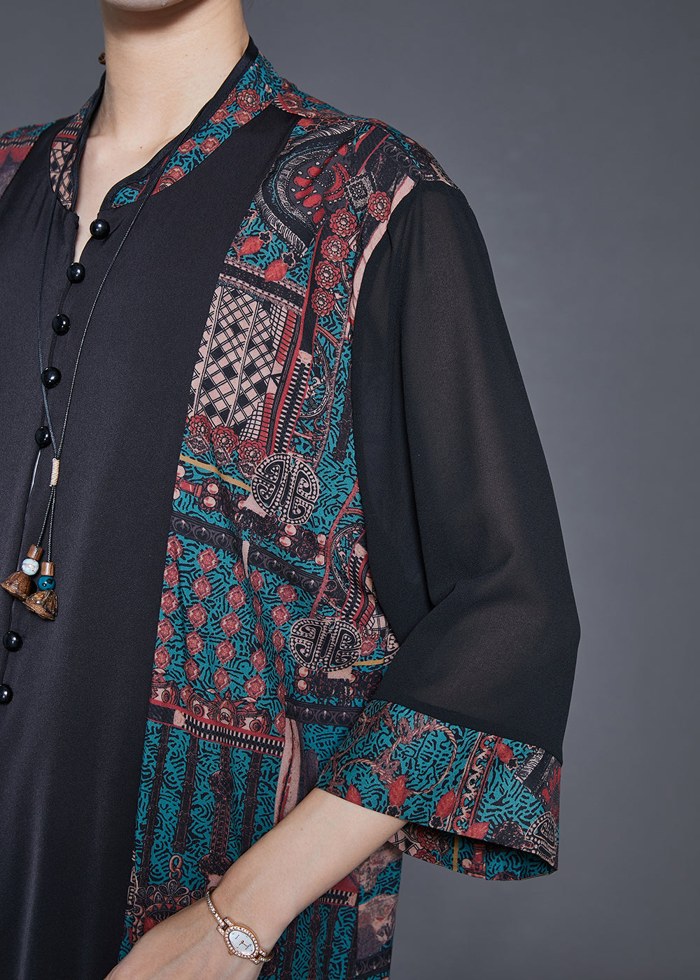 Classic Vintage Cardigan with a Flattering Fit