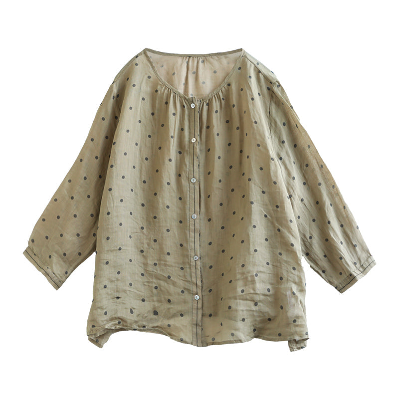 Well Tailored Blouse with a Graceful Silhouette