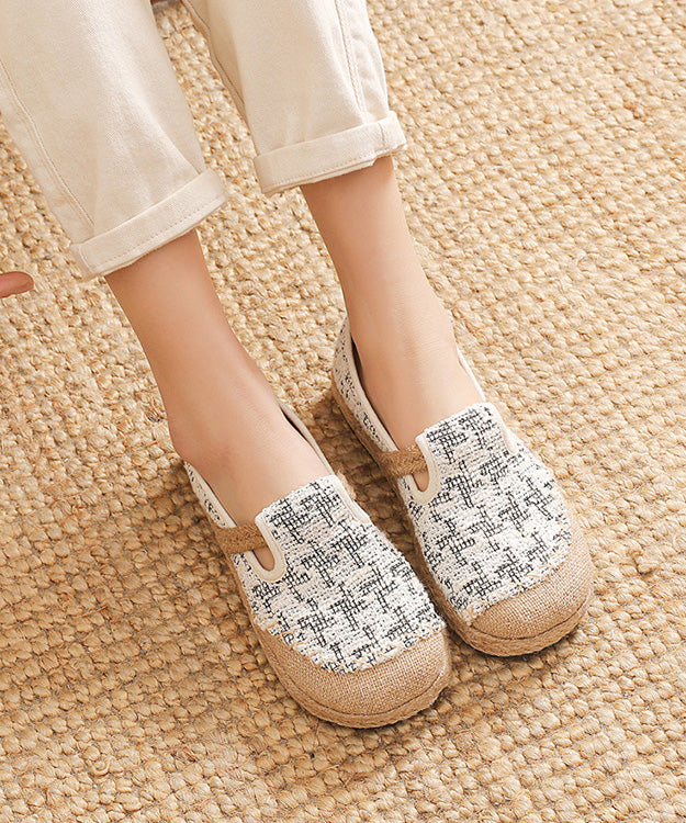 Graceful Orthopedic Flats for Modern Look